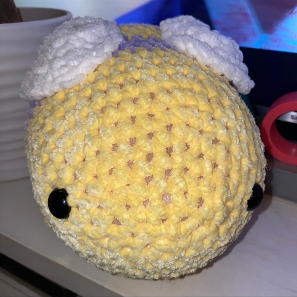 Bumble bee